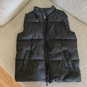 Old Navy Puffer Vest